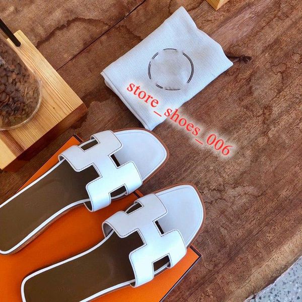 2020 xshfbcl women summer cut out ladies sandals ladiessandals good quality flat shoe candy color outdoor holiday slides 36-40, Black
2020 xshfbcl women summer cut out ladies sandals ladiessandals good quality flat shoe candy color outdoor holiday slides 36-40, Black