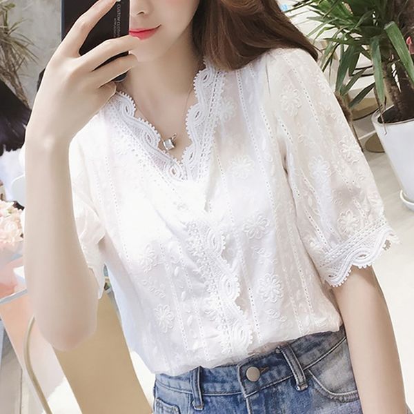 019 new lace hollow out sweet loose white womens v neck blouse half sleeves solid blouse shirt
019 new lace hollow out sweet loose white womens v neck blouse half sleeves solid blouse shirt