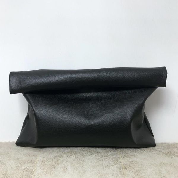 solid color women clutch bag soft pu leather lady evening bags trend party girl envelope bag large capacity clutches purse black
solid color women clutch bag soft pu leather lady evening bags trend party girl envelope bag large capacity clutches purse black