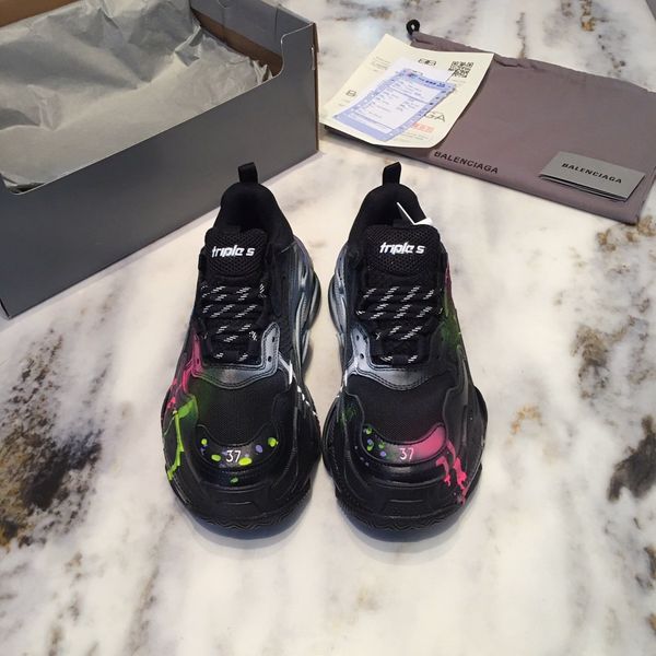 2020ox designer designs new leisure and entertainment hiking shoes, outdoor jungle adventure shoes, original packaging and box delivery, Black
2020ox designer designs new leisure and entertainment hiking shoes, outdoor jungle adventure shoes, original packaging and box delivery, Black