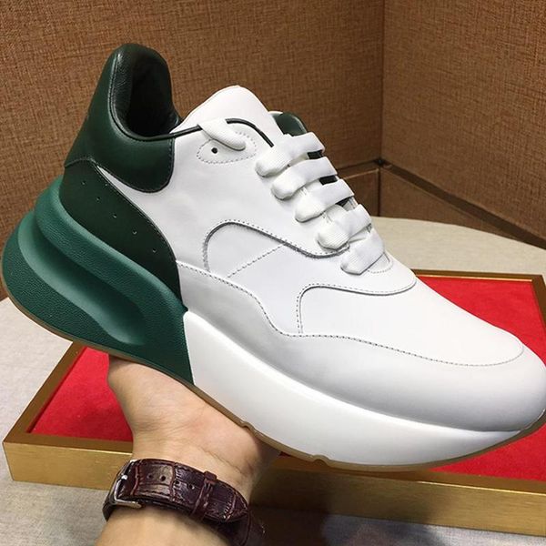 vintage oversized runner men 's shoes sale fashion sports style outdoor walking type footwears lace -up breathable men sh, Black
vintage oversized runner men 's shoes sale fashion sports style outdoor walking type footwears lace -up breathable men sh, Black
