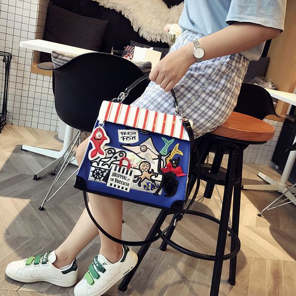 designers wholesale a large number of 2019 new womens bag fashion personality creative cartoon embroidered handbag shoulder cross bag fashio 
designers wholesale a large number of 2019 new womens bag fashion personality creative cartoon embroidered handbag shoulder cross bag fashio