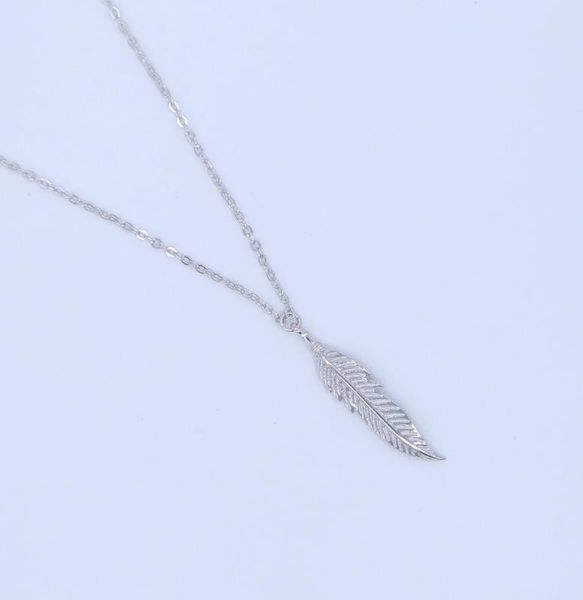 promotion new 925 sterling silver shinny polished cute 25mm feather silver chain necklace
promotion new 925 sterling silver shinny polished cute 25mm feather silver chain necklace