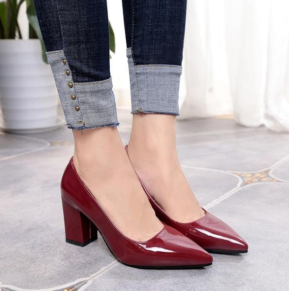 2020 women's high heels bride party mid heel pointed toe shallow mouth high heel shoes women shoes big size 35-43, Black
2020 women's high heels bride party mid heel pointed toe shallow mouth high heel shoes women shoes big size 35-43, Black