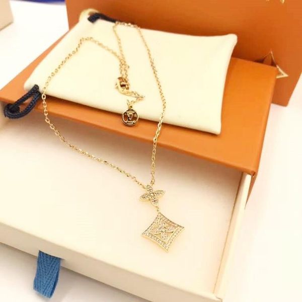 2020 halloween vintage items european and american bat wings emerald pendant gothic necklace, Silver
2020 halloween vintage items european and american bat wings emerald pendant gothic necklace, Silver