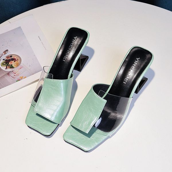 slippers women summer wear 2020 new stitching color matching fashion temperament 6.5cm high heels wild word sandals 35-39, Black
slippers women summer wear 2020 new stitching color matching fashion temperament 6.5cm high heels wild word sandals 35-39, Black