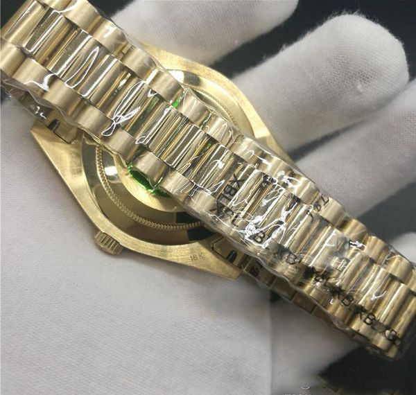 whole watch day date mechanical glide smooth 40mm mens royal oaks watch stainless steel bezel strap wristwatches delivery170f, Slivery;brown
whole watch day date mechanical glide smooth 40mm mens royal oaks watch stainless steel bezel strap wristwatches delivery170f, Slivery;brown