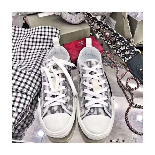 2019 new high-end canvas shoes, fashion versatile high-heeled shoes, with original packaging shoe box delivery, Black
2019 new high-end canvas shoes, fashion versatile high-heeled shoes, with original packaging shoe box delivery, Black