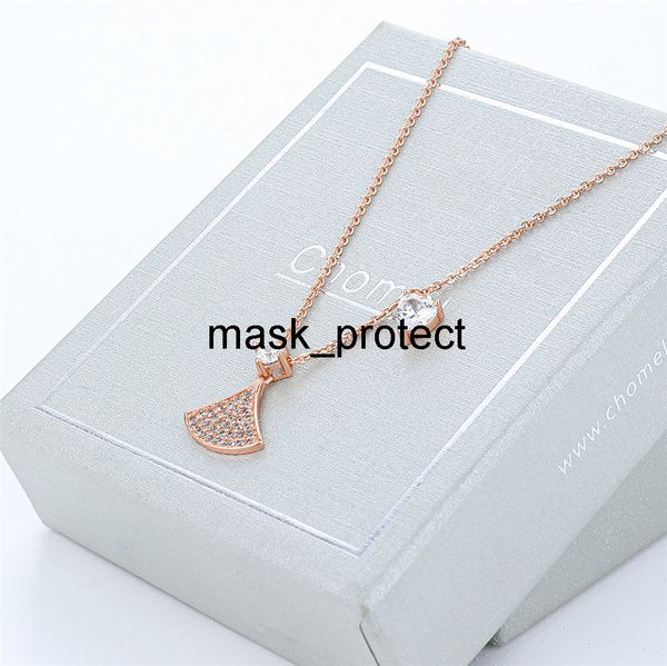 singapore chomel necklace women's small skirt heart-shaped with diamond pendant choker recommended the same style, Black
singapore chomel necklace women's small skirt heart-shaped with diamond pendant choker recommended the same style, Black