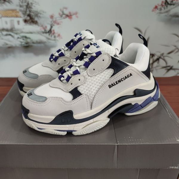 2020dt designer to create casual and comfortable all-match sports shoes, travel shoes outsole non-slip design with original box delivery, Black
2020dt designer to create casual and comfortable all-match sports shoes, travel shoes outsole non-slip design with original box delivery, Black