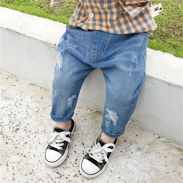 children's autumn new boys' small baby pants hole pants to go jeans and jeans i0741, Blue
children's autumn new boys' small baby pants hole pants to go jeans and jeans i0741, Blue