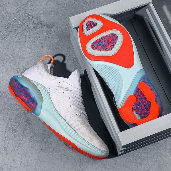 men running shoes brand jogging sneakers men gym shoes full palm damping particles zapatillas hombre deportiva running homme
men running shoes brand jogging sneakers men gym shoes full palm damping particles zapatillas hombre deportiva running homme