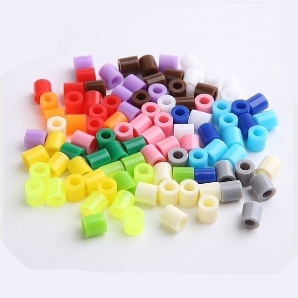 48 цветов box set хама 5мм обучающие дети diy toys плавкие бисер плюс размер pegboard листы бумаги гладильная y200414
48 цветов box set хама 5мм обучающие дети diy toys плавкие бисер плюс размер pegboard листы бумаги гладильная y200414