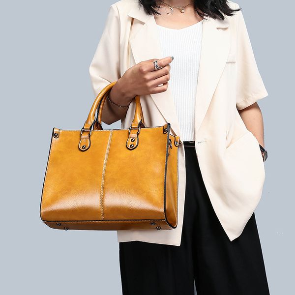 retro tote bag fashion lady pu messenger bag lady splicing shoulder party stree shoulder bags handbags luxury handbags
retro tote bag fashion lady pu messenger bag lady splicing shoulder party stree shoulder bags handbags luxury handbags
