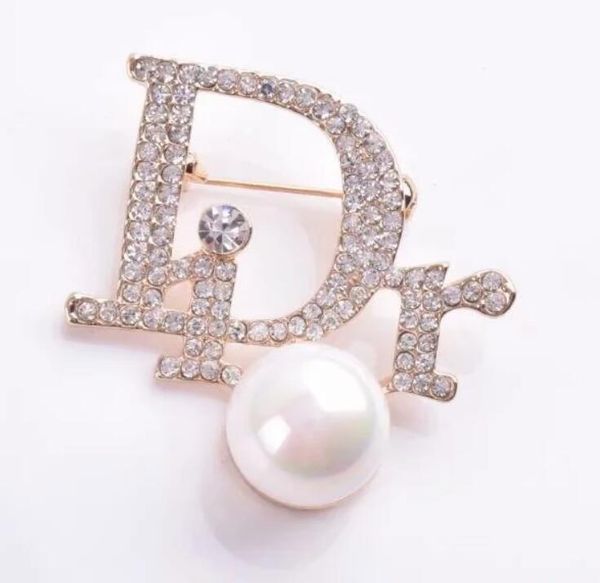 2020 luxury designer exquisite double letter brooch for women statement brand fashion brooches pins accessories jewelry gift 8414, Gray
2020 luxury designer exquisite double letter brooch for women statement brand fashion brooches pins accessories jewelry gift 8414, Gray