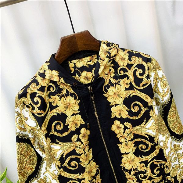 2020 new fashion brand jacket men fall winter slim fit men's designer clothes men's casual slim fit jacket, Red
2020 new fashion brand jacket men fall winter slim fit men's designer clothes men's casual slim fit jacket, Red