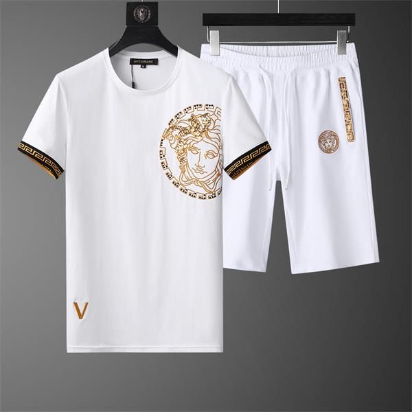 2020 new luxury designer jogging suit running tracksuits male short +t shirts pants 2ps tracksuits mens designer short sets, Gray
2020 new luxury designer jogging suit running tracksuits male short +t shirts pants 2ps tracksuits mens designer short sets, Gray