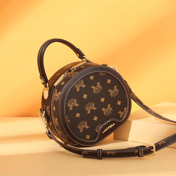 дамы crossbody сумки мода женщин сумка тенденция печати небольшой круглый мешок нишу женский дизайнер стиль l8832
дамы crossbody сумки мода женщин сумка тенденция печати небольшой круглый мешок нишу женский дизайнер стиль l8832