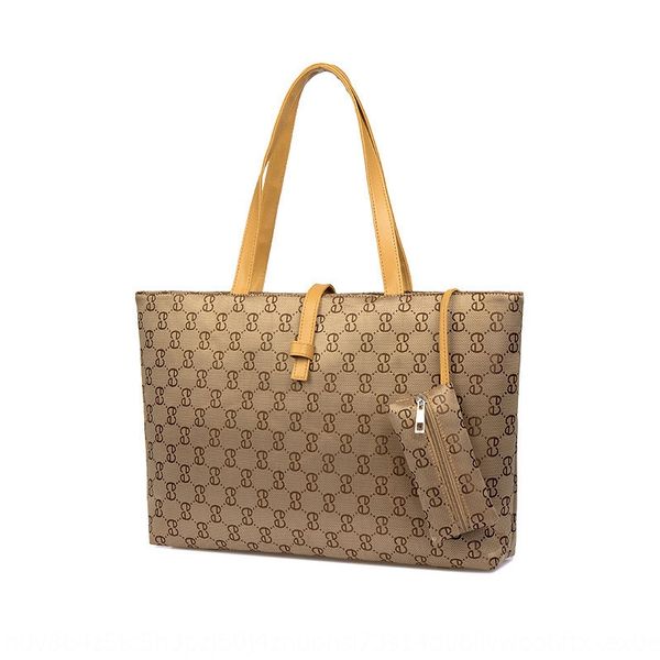 2019 fashion pattern big buckle big two-piece set single shoulder hand change women's handbag belt belt bag
2019 fashion pattern big buckle big two-piece set single shoulder hand change women's handbag belt belt bag