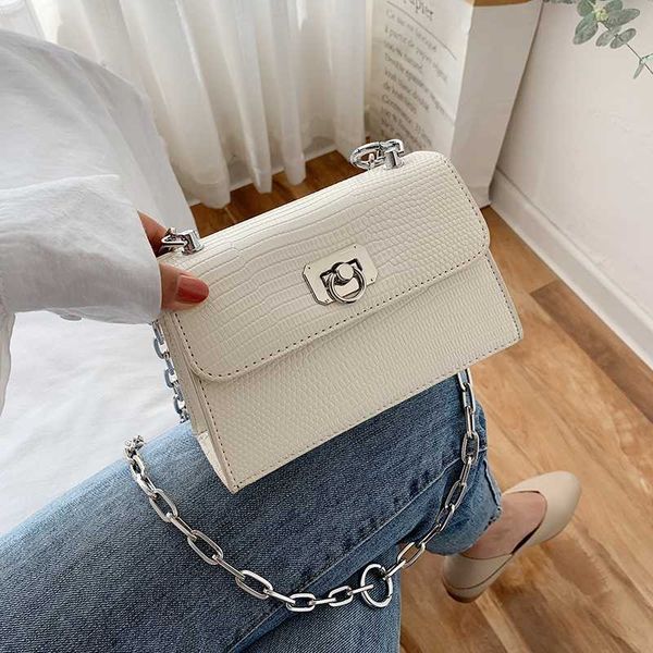 2020 моды маленьких женщин сумки пу цепи кожи сумка pu сумка плечо щиток crossbody сумка для женщин сумки посыльного
2020 моды маленьких женщин сумки пу цепи кожи сумка pu сумка плечо щиток crossbody сумка для женщин сумки посыльного