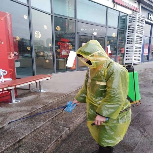 buhx4 disposable raincoat civil pullover with hat rope cuff tight sealing design non-professional protective pullover protective clothing is, Black
buhx4 disposable raincoat civil pullover with hat rope cuff tight sealing design non-professional protective pullover protective clothing is, Black