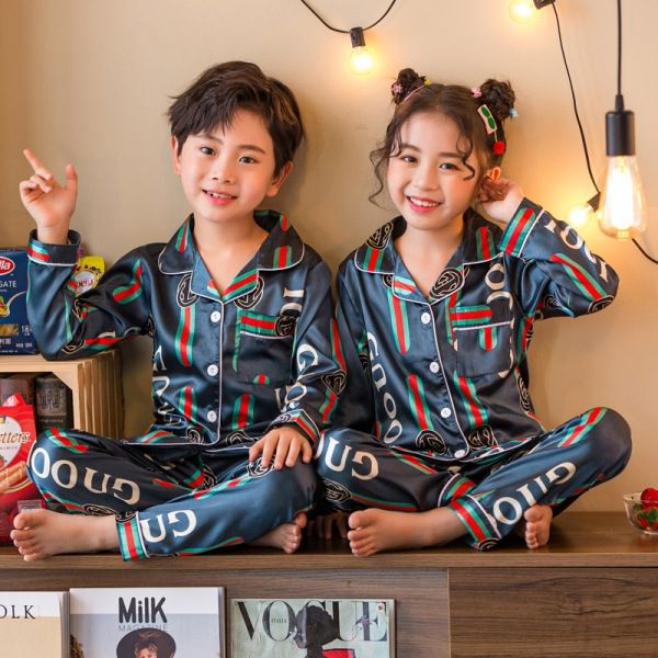 4hyjd children's pajamas thin girls' boys' baby suit girls' children's long-sleeved ice silk air-conditioning cloth, Blue;red
4hyjd children's pajamas thin girls' boys' baby suit girls' children's long-sleeved ice silk air-conditioning cloth, Blue;red