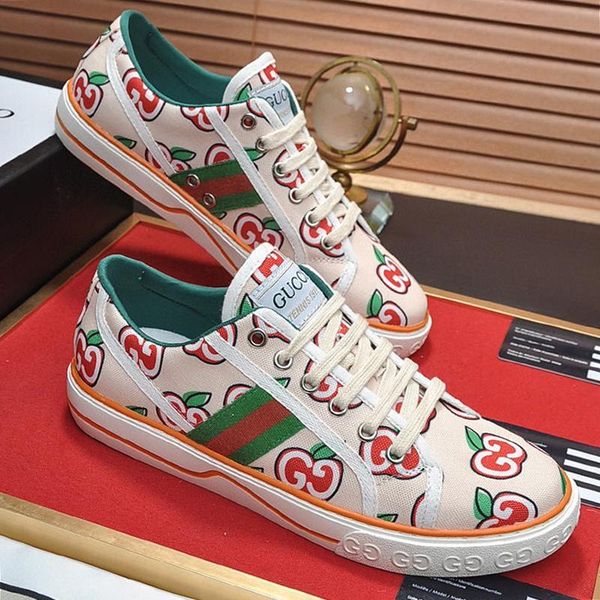 men shoes breathable footwears trainers with box zapatos de hombre mens tennis 1977 sneaker luxury design fast shipping casual shoes mens, Black
men shoes breathable footwears trainers with box zapatos de hombre mens tennis 1977 sneaker luxury design fast shipping casual shoes mens, Black