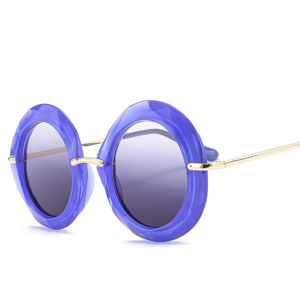 2020 new web celebrity with the european and american retro ultra small oval oval sunglasses personality sunglasses set drill cat eye 03, White;black
2020 new web celebrity with the european and american retro ultra small oval oval sunglasses personality sunglasses set drill cat eye 03, White;black