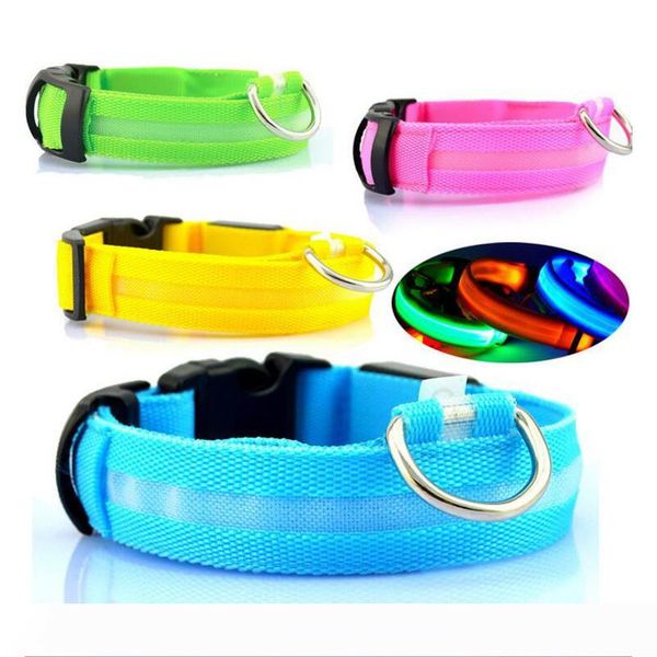 new sell nylon led pet dog collar,night safety flashing glow in the dark dog leash,dogs luminous fluorescent collars pet supplies
new sell nylon led pet dog collar,night safety flashing glow in the dark dog leash,dogs luminous fluorescent collars pet supplies