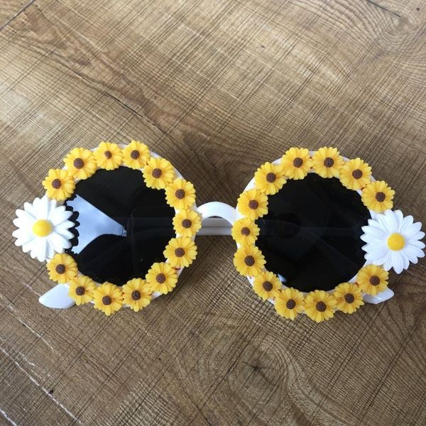 round flower designer women sunglasses yellow dasiy spring female sun glasses uv400 diy handmade eyewear cute, White;black
round flower designer women sunglasses yellow dasiy spring female sun glasses uv400 diy handmade eyewear cute, White;black