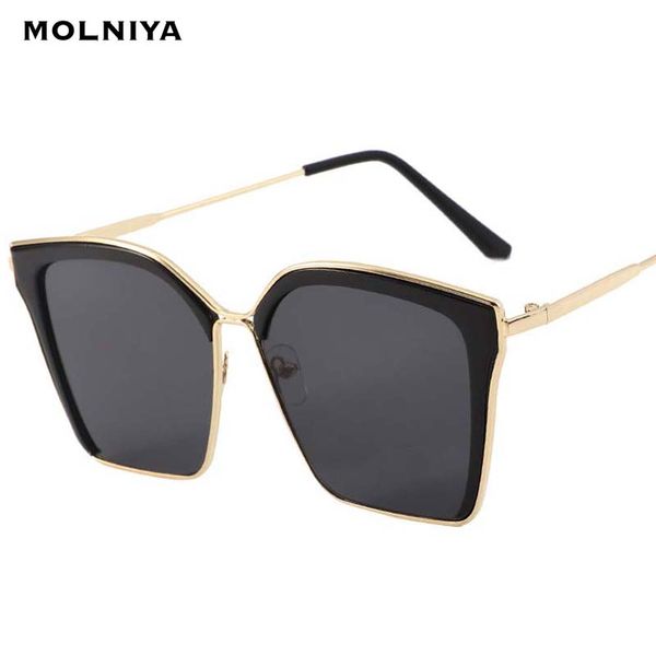 fashion square men sunglasses women classic metal big frame sun glasses new pchromism eyewear uv400, White;black
fashion square men sunglasses women classic metal big frame sun glasses new pchromism eyewear uv400, White;black