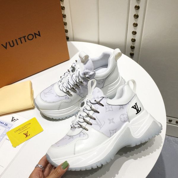 172 new designer luxury women's casual fashion shoes, women's outdoor casual shoes, high-quality materials, with original box, Black
172 new designer luxury women's casual fashion shoes, women's outdoor casual shoes, high-quality materials, with original box, Black