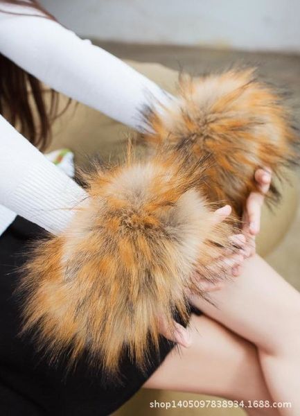 new imitation fox hat coat gloves wool cuff super large plush gloves coat cuff sleeve wristband sleeve fashion, Blue;gray
new imitation fox hat coat gloves wool cuff super large plush gloves coat cuff sleeve wristband sleeve fashion, Blue;gray