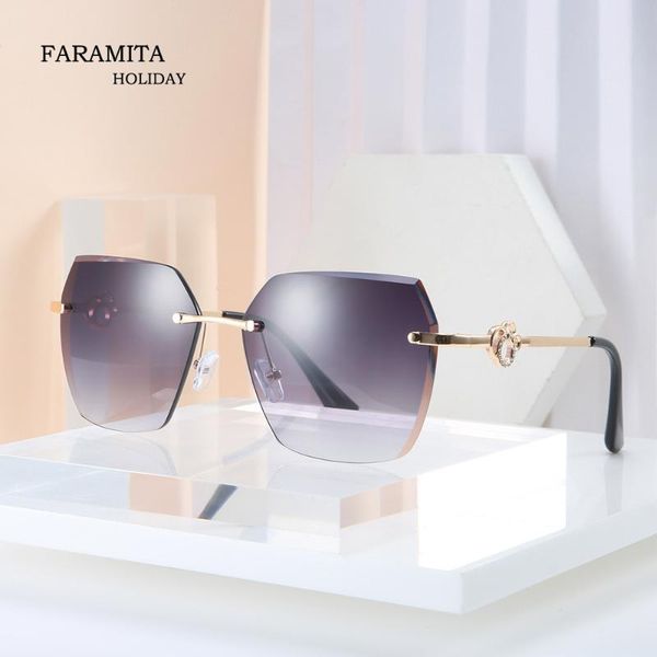 faramita holiday women square fashion sunglasses street sunscreen gradient rimless metal resin sun glasses woman mirror eyewear, White;black
faramita holiday women square fashion sunglasses street sunscreen gradient rimless metal resin sun glasses woman mirror eyewear, White;black
