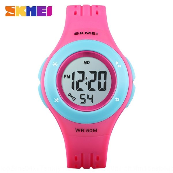 fashionable and energetic student electronic colorful led luminous luminous electronic watch waterproof sports children's watch, Blue 
fashionable and energetic student electronic colorful led luminous luminous electronic watch waterproof sports children's watch, Blue