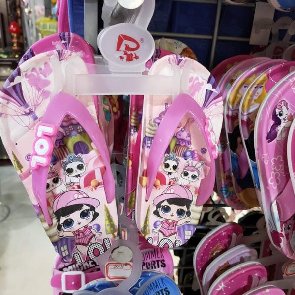 fzpkh special 2020 summer new shoes flip-flops beach anti-skid wear-resistant special 2020 summer new finger shoes finger flip-flops beach, Black;grey
fzpkh special 2020 summer new shoes flip-flops beach anti-skid wear-resistant special 2020 summer new finger shoes finger flip-flops beach, Black;grey