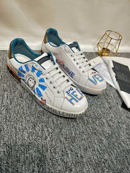 2020s new trend graffiti leather casual shoes fashion men and women outdoor sports shoes personality wild party couple shoes, size 35-451, Black
2020s new trend graffiti leather casual shoes fashion men and women outdoor sports shoes personality wild party couple shoes, size 35-451, Black