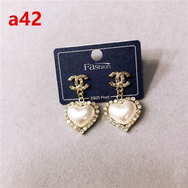 88famous brand 316l titanium steel stud earring luxury heart shape brand women, Golden;silver
88famous brand 316l titanium steel stud earring luxury heart shape brand women, Golden;silver