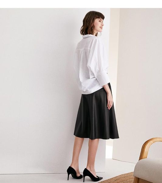 white shirt autumn new 2020 lapel one button loose bat sleeve shirt women's versatile spring and autumn top
white shirt autumn new 2020 lapel one button loose bat sleeve shirt women's versatile spring and autumn top
