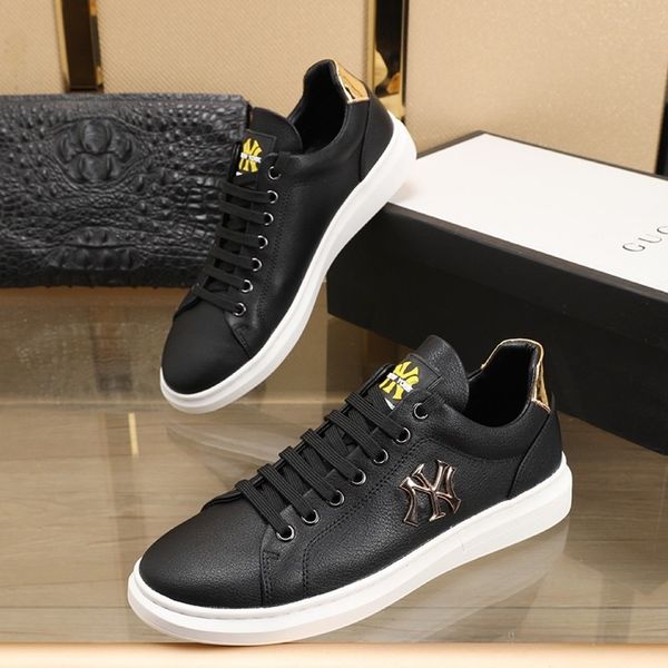 2020 n5 fashion trend mens designer shoes leather breathable luxury shoes lace-up casual hiker shoes mens sneakers, Black
2020 n5 fashion trend mens designer shoes leather breathable luxury shoes lace-up casual hiker shoes mens sneakers, Black
