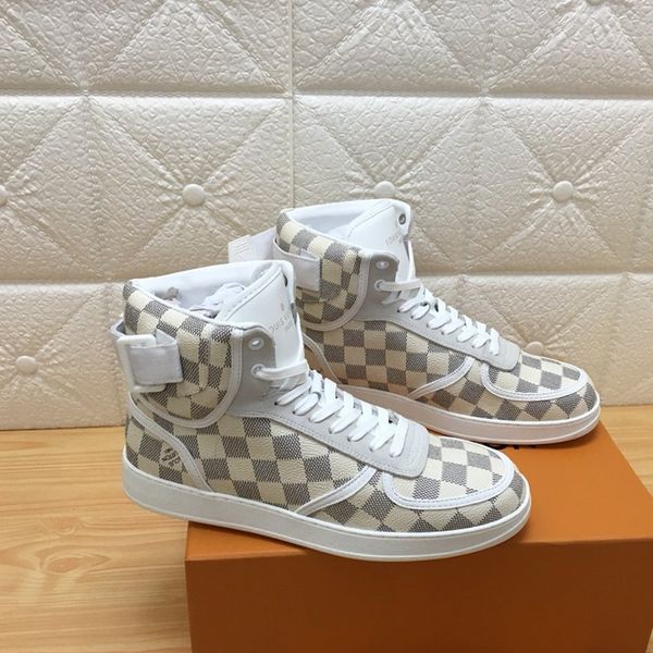 0126 men's designer casual sports shoes and famous brand outdoor casual shoes, fast delivery in the original box, Black
0126 men's designer casual sports shoes and famous brand outdoor casual shoes, fast delivery in the original box, Black