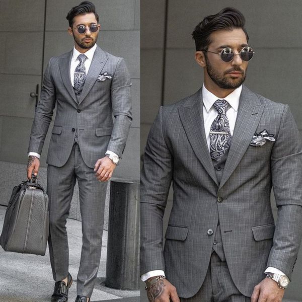 new fashion gray check wedding tuxedos slim fit two button mens designer jacket formal party prom suits wear (jacket+vest+pants), Black;gray
new fashion gray check wedding tuxedos slim fit two button mens designer jacket formal party prom suits wear (jacket+vest+pants), Black;gray