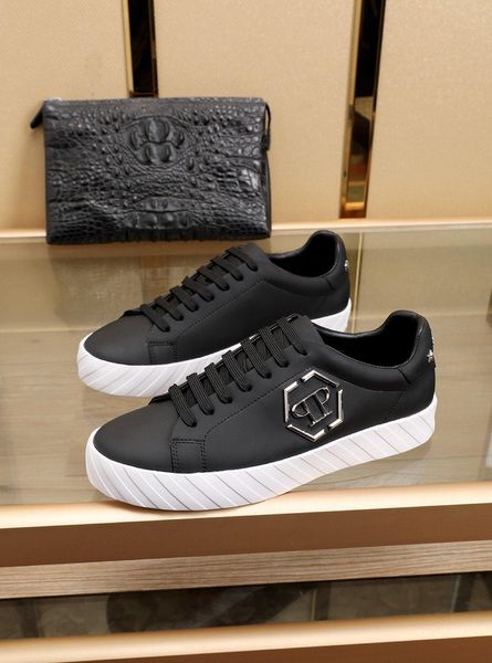 2020tq limited edition new fashion trend wild men's casual comfortable shoes hiking shoes sports shoes original box packaging, Black
2020tq limited edition new fashion trend wild men's casual comfortable shoes hiking shoes sports shoes original box packaging, Black