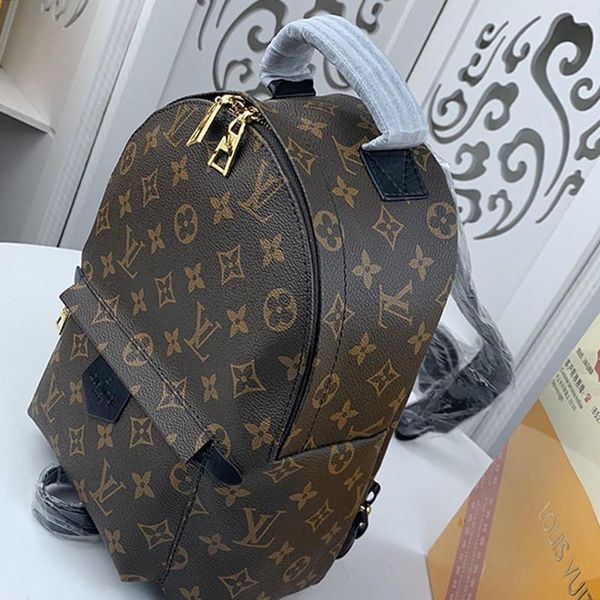 роскошная женщины mens zipper backpacks корабль падения высокого качества ручки тотализаторов классический стиль мужчины кожа рюкзак женские
роскошная женщины mens zipper backpacks корабль падения высокого качества ручки тотализаторов классический стиль мужчины кожа рюкзак женские