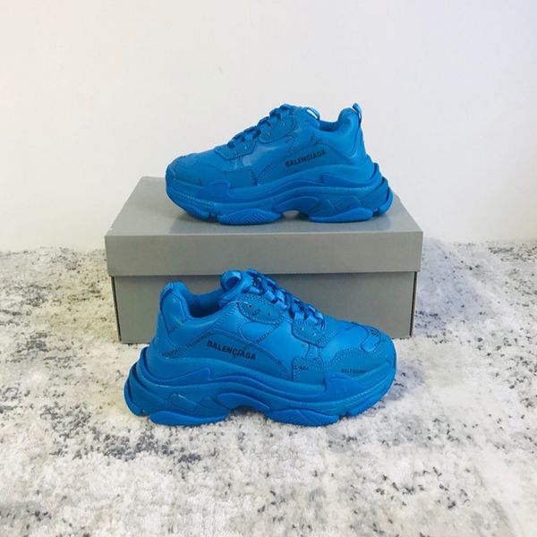 20202 designer designs new leisure and entertainment hiking shoes, outdoor jungle adventure shoes, original packaging and box delivery, Black
20202 designer designs new leisure and entertainment hiking shoes, outdoor jungle adventure shoes, original packaging and box delivery, Black
