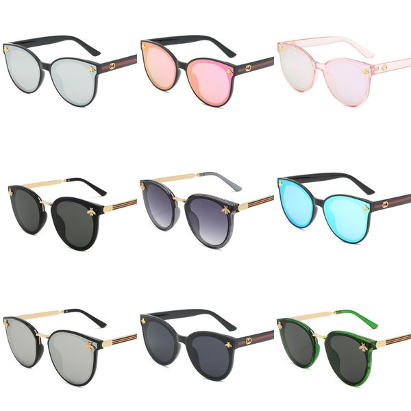classic sunglasses for men women new fashion mens sunglasses for spring summer beach colorful designer sun glasses#972, White;black 
classic sunglasses for men women new fashion mens sunglasses for spring summer beach colorful designer sun glasses#972, White;black