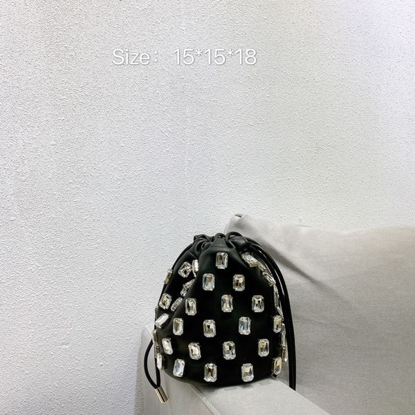 icyds internet water diamond rhineshoulder rhinestone red 2020 new korean heavy industry flash diamond rhinestone tap bucket bag fashion sho
icyds internet water diamond rhineshoulder rhinestone red 2020 new korean heavy industry flash diamond rhinestone tap bucket bag fashion sho