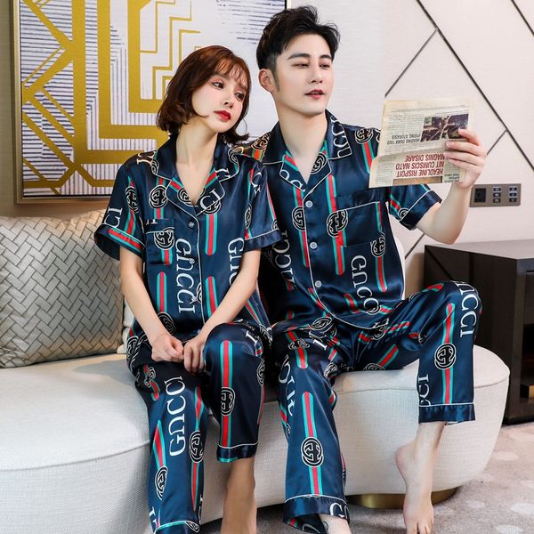 star tiktok with summer ice pajamas and silk short-sleeved trousers silk thin lovers men's home wear women's autumn suit pajamas, Blue;red
star tiktok with summer ice pajamas and silk short-sleeved trousers silk thin lovers men's home wear women's autumn suit pajamas, Blue;red