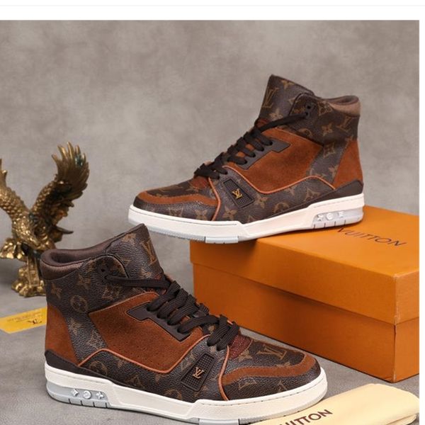 119 men's designer casual sports shoes, luxury trendy travel casual shoes, sports shoes. fast delivery in original box packaging, Black
119 men's designer casual sports shoes, luxury trendy travel casual shoes, sports shoes. fast delivery in original box packaging, Black
