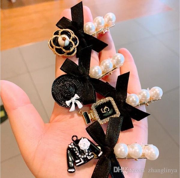 new products ins net red cute retro wind girl heart camellia pearl bangs hairpin korean simple fresh head jewelry, Gray
new products ins net red cute retro wind girl heart camellia pearl bangs hairpin korean simple fresh head jewelry, Gray